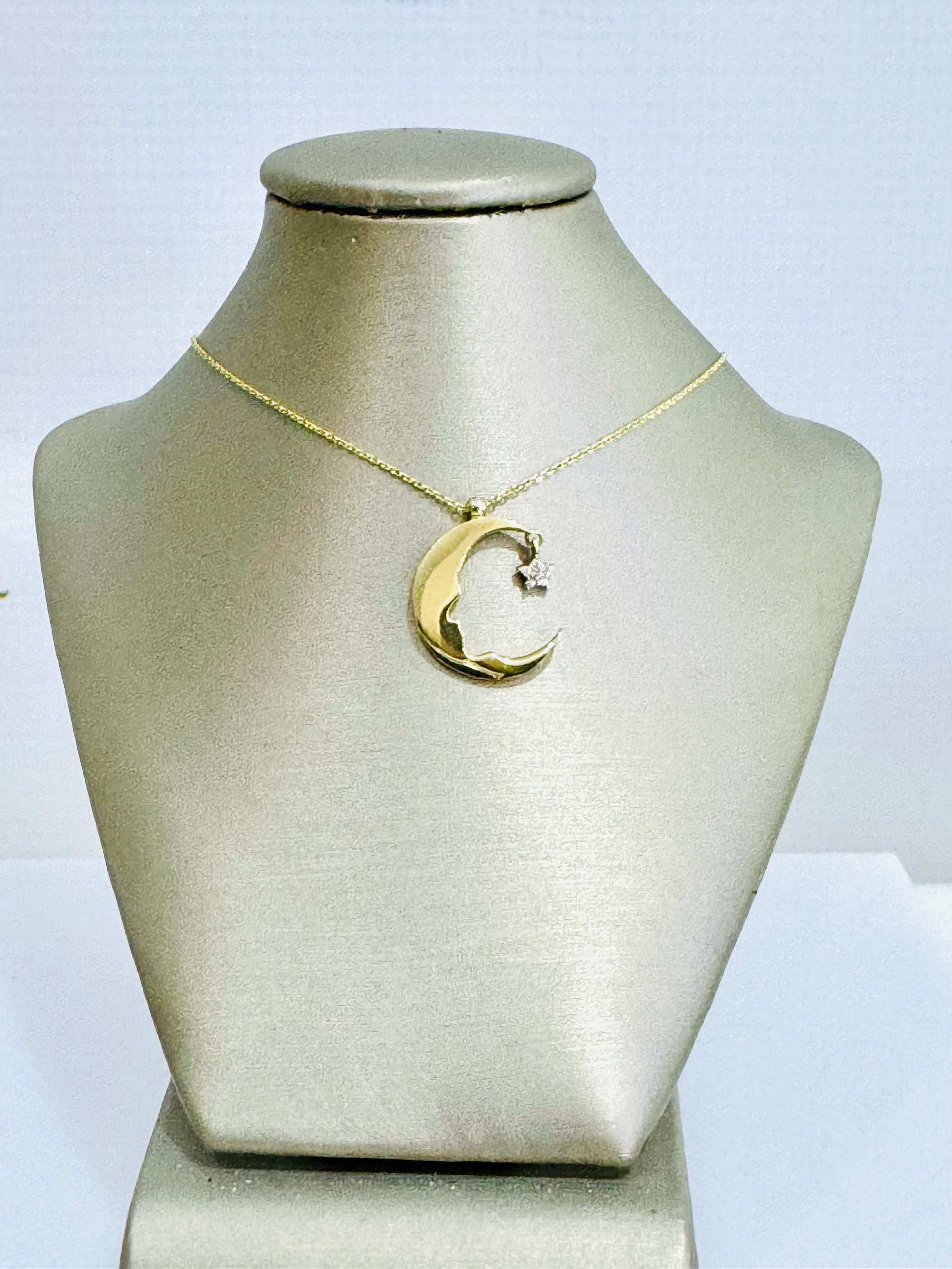 14K Gold Crescent Moon Necklace