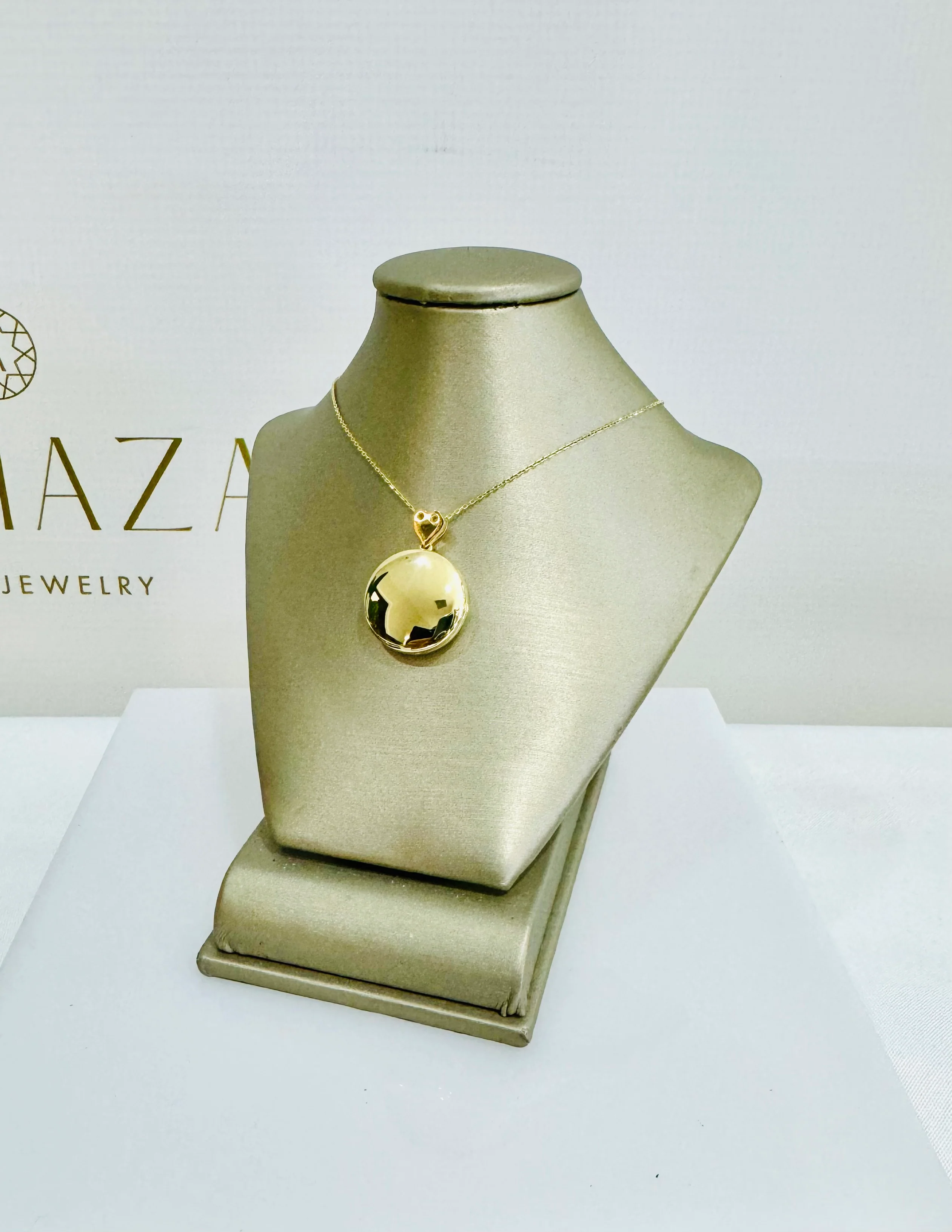 14K Gold Round Locket Necklace