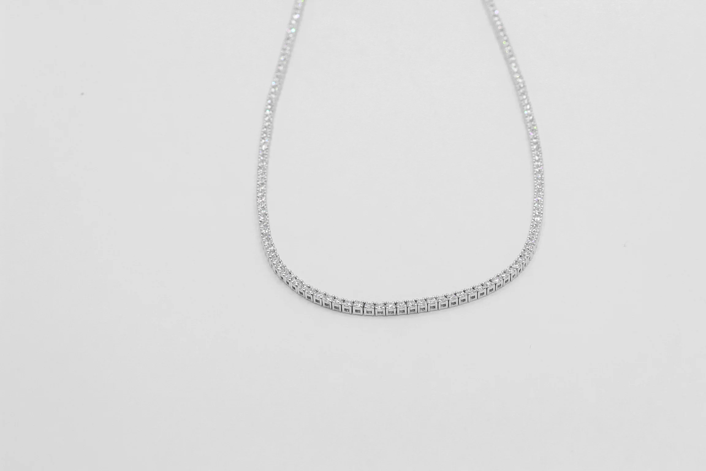 14K White Gold 6.92 Carat Diamond Tennis Necklace - Image 2