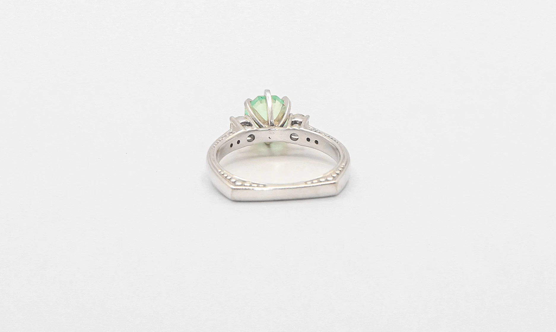 14K White Gold Green Sapphire and Diamond Solitaire Ring - Image 2