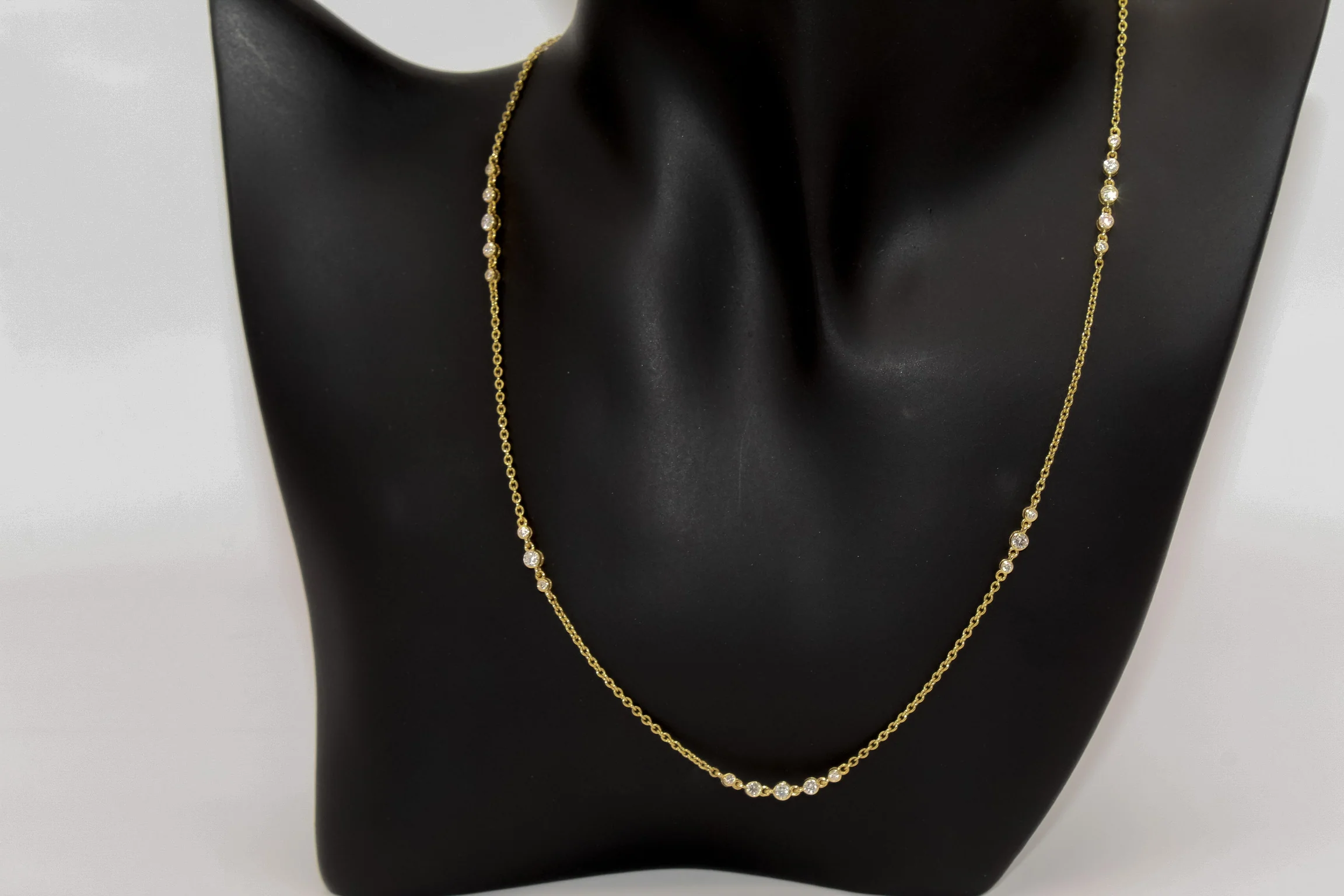 18K Gold Diamond Necklace - Image 2