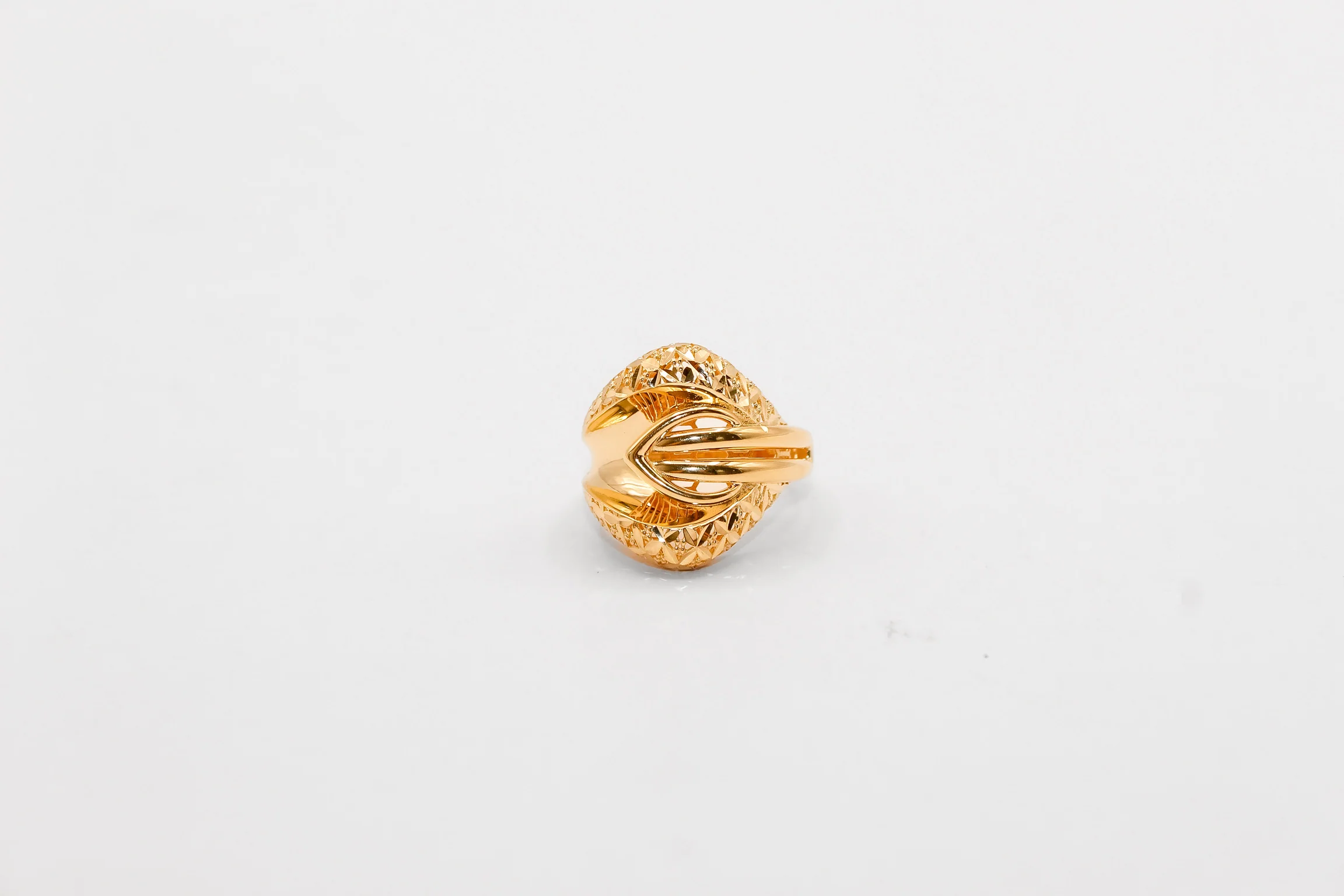 18K Gold Dome Ring