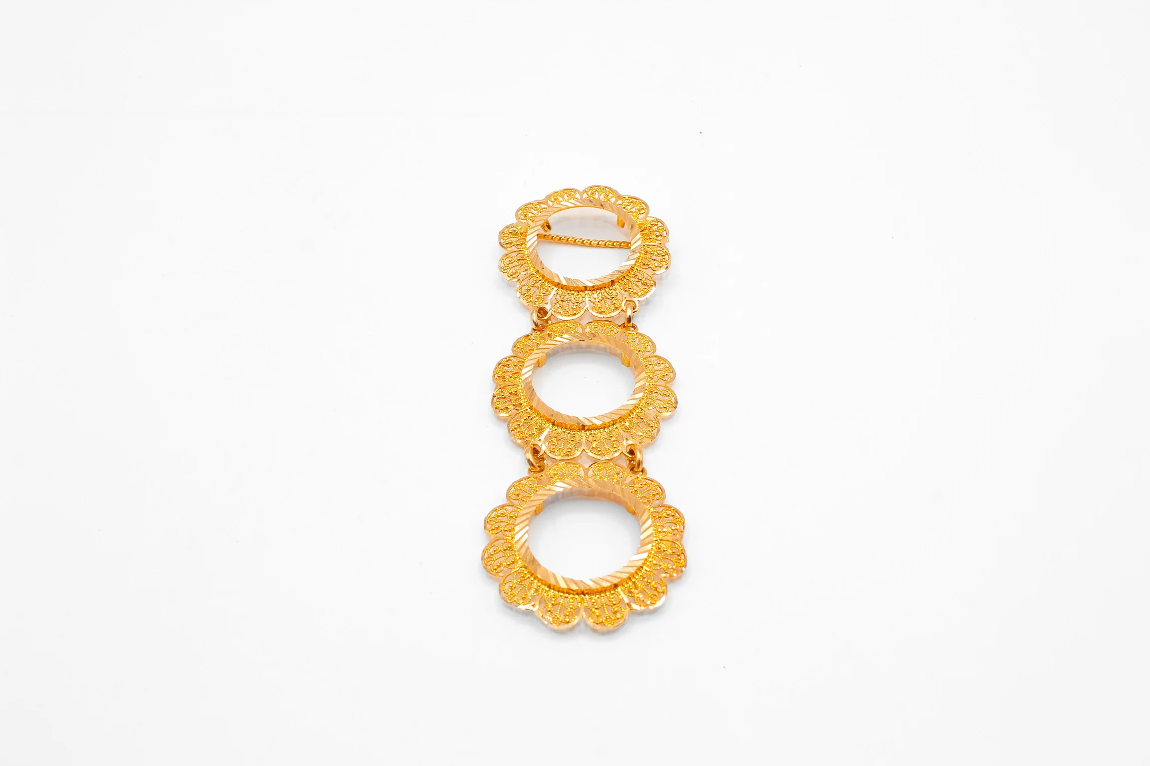 21K Gold 3 Coin Pin
