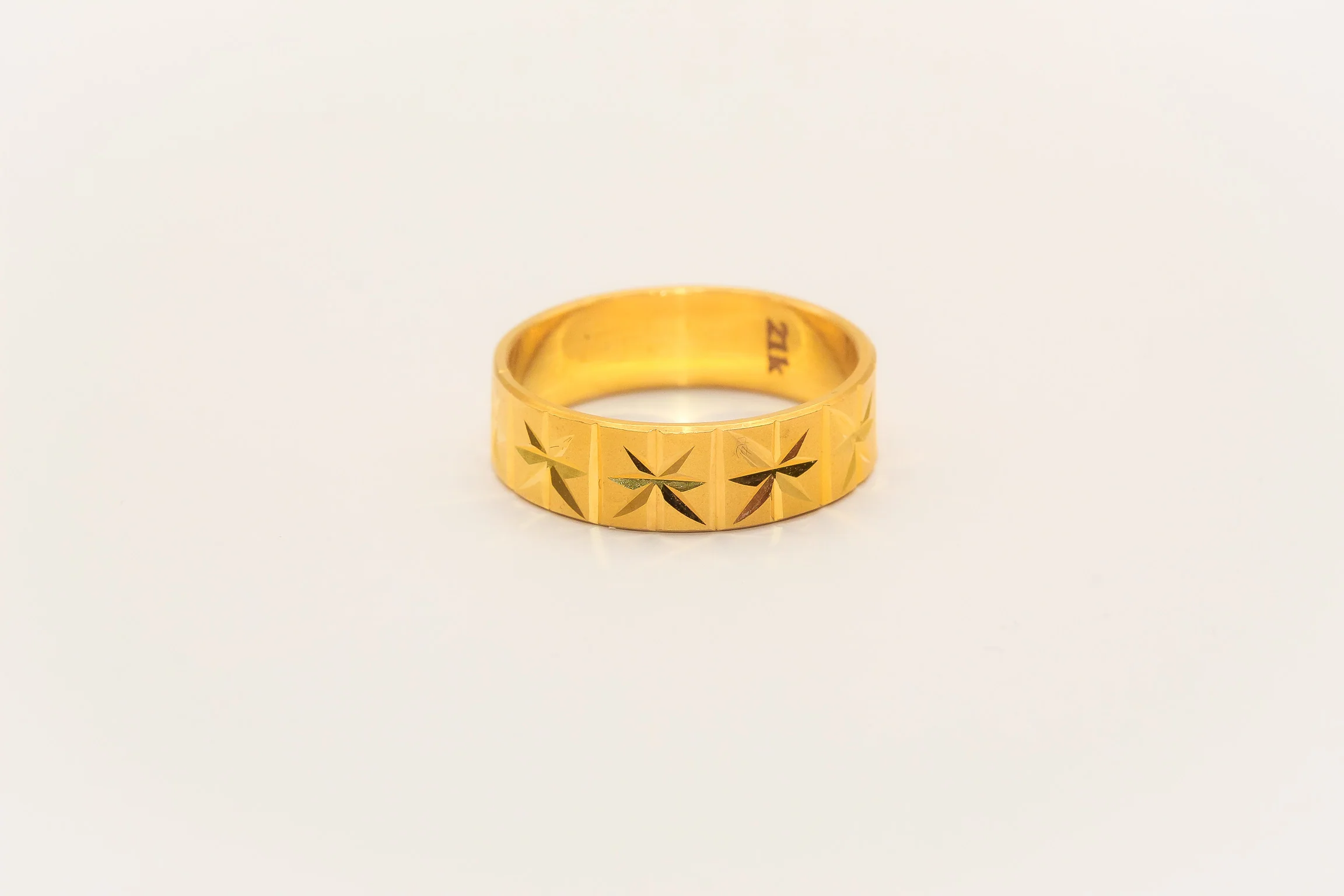 21K Gold Band