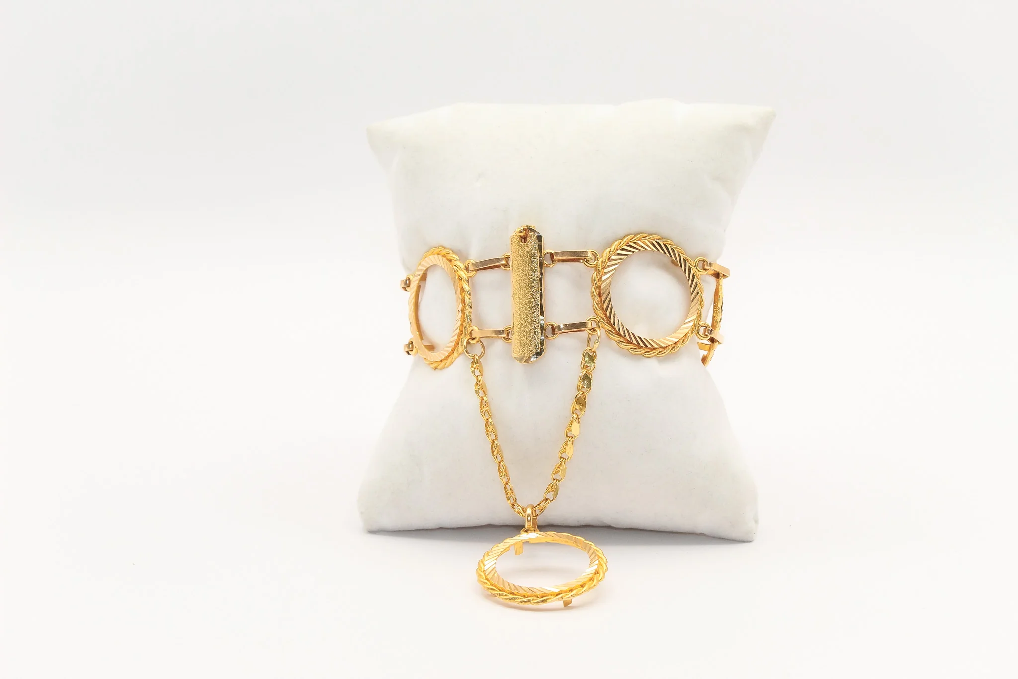 21K Gold 6 Coin Bracelet - Image 2