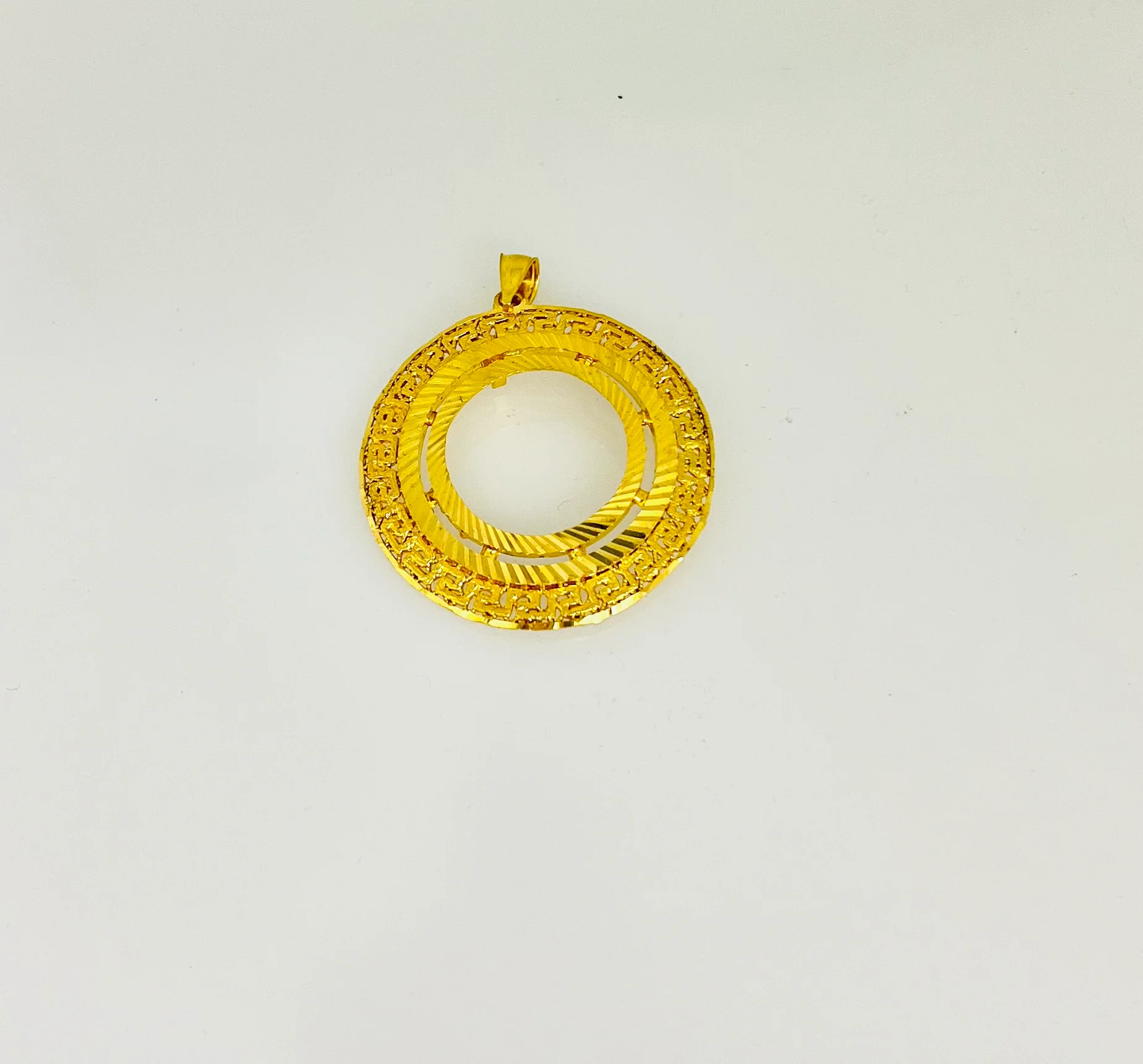 21K Gold Coin Frame Pendant