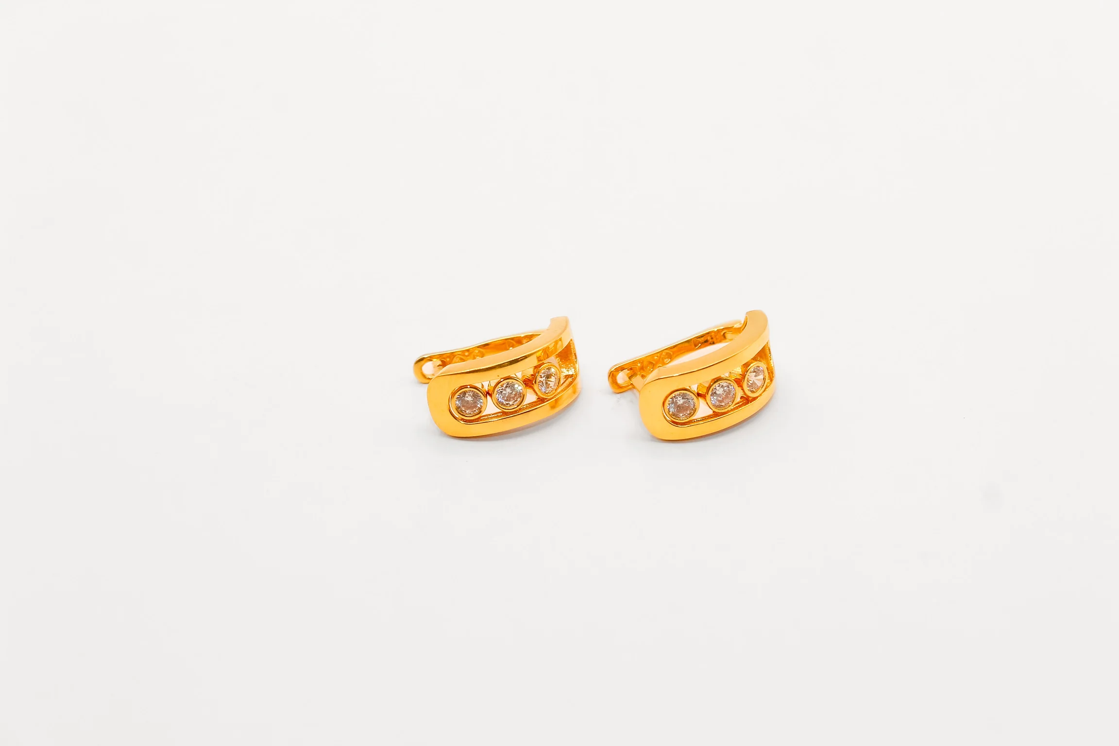 21K Gold Earrings - Image 2
