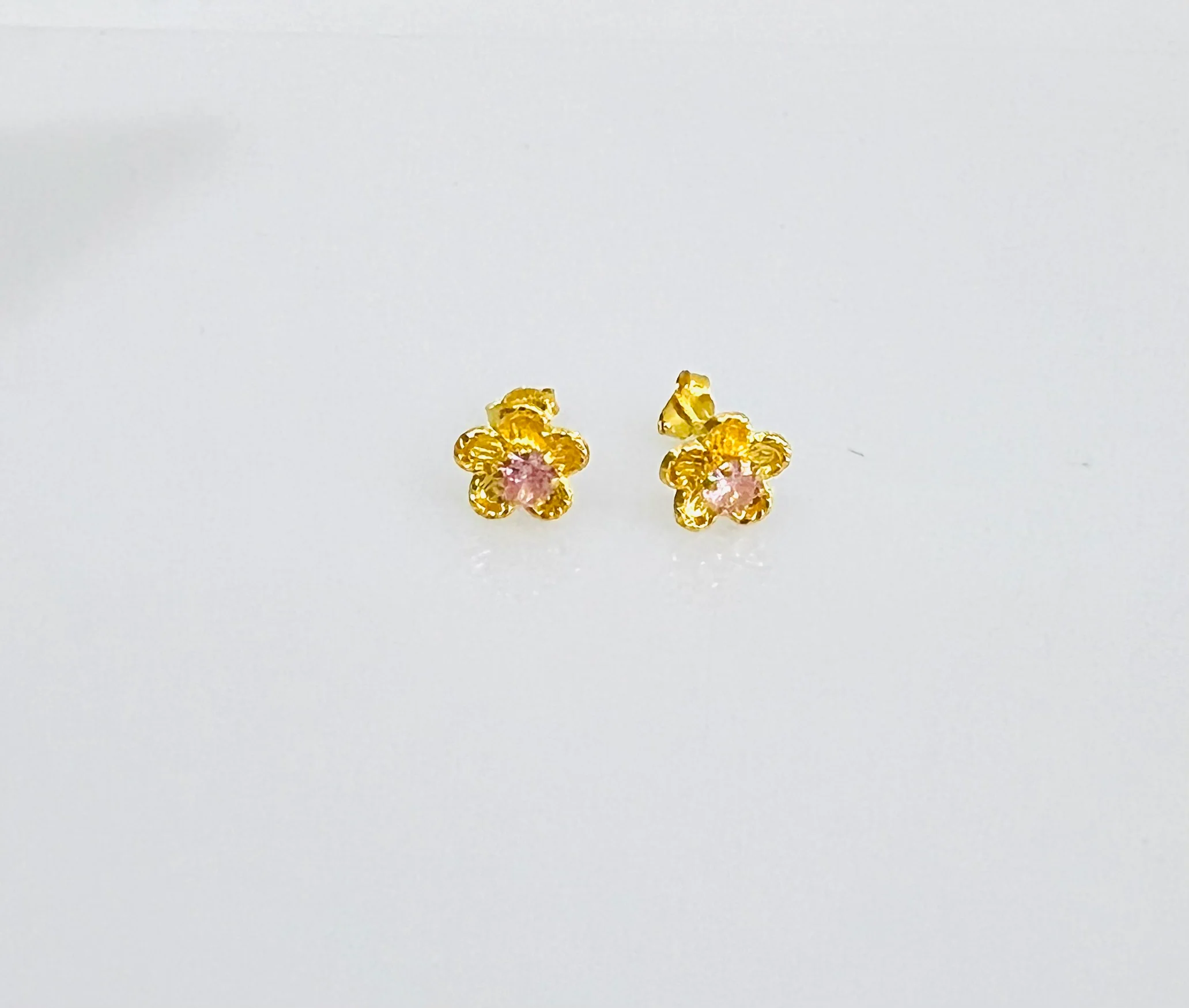 21K Gold Flower Earrings - Image 5