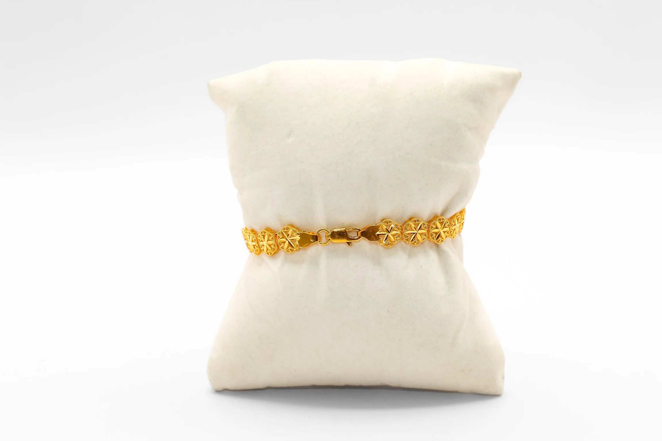 21K Gold Fancy Bracelet - Image 2