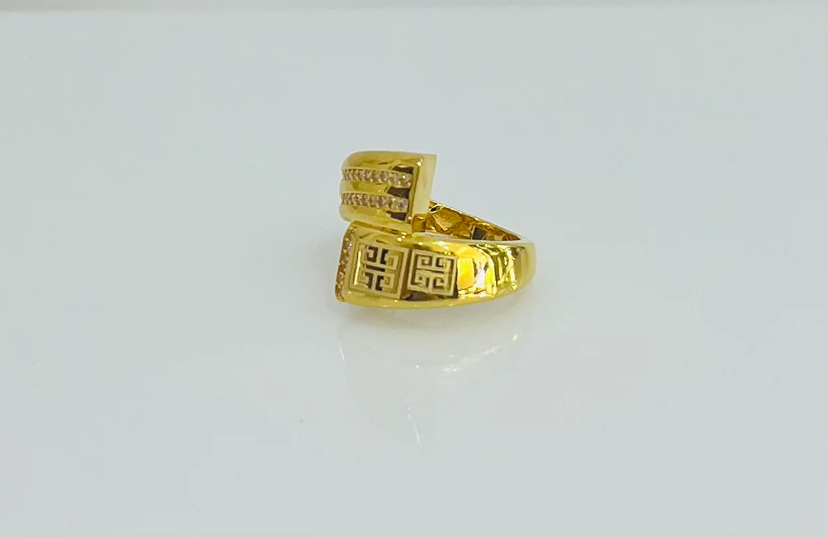 21K Gold Greek Key Ring - Image 2