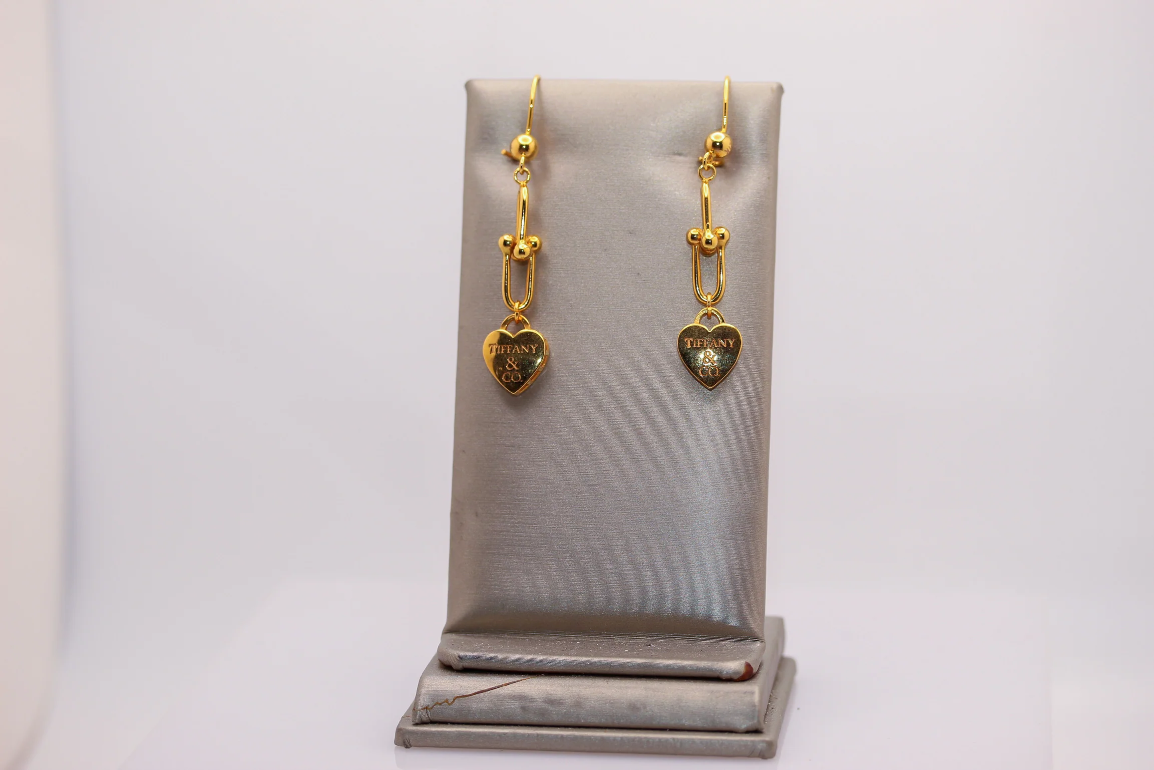 21K Gold Heart Dangle Earrings