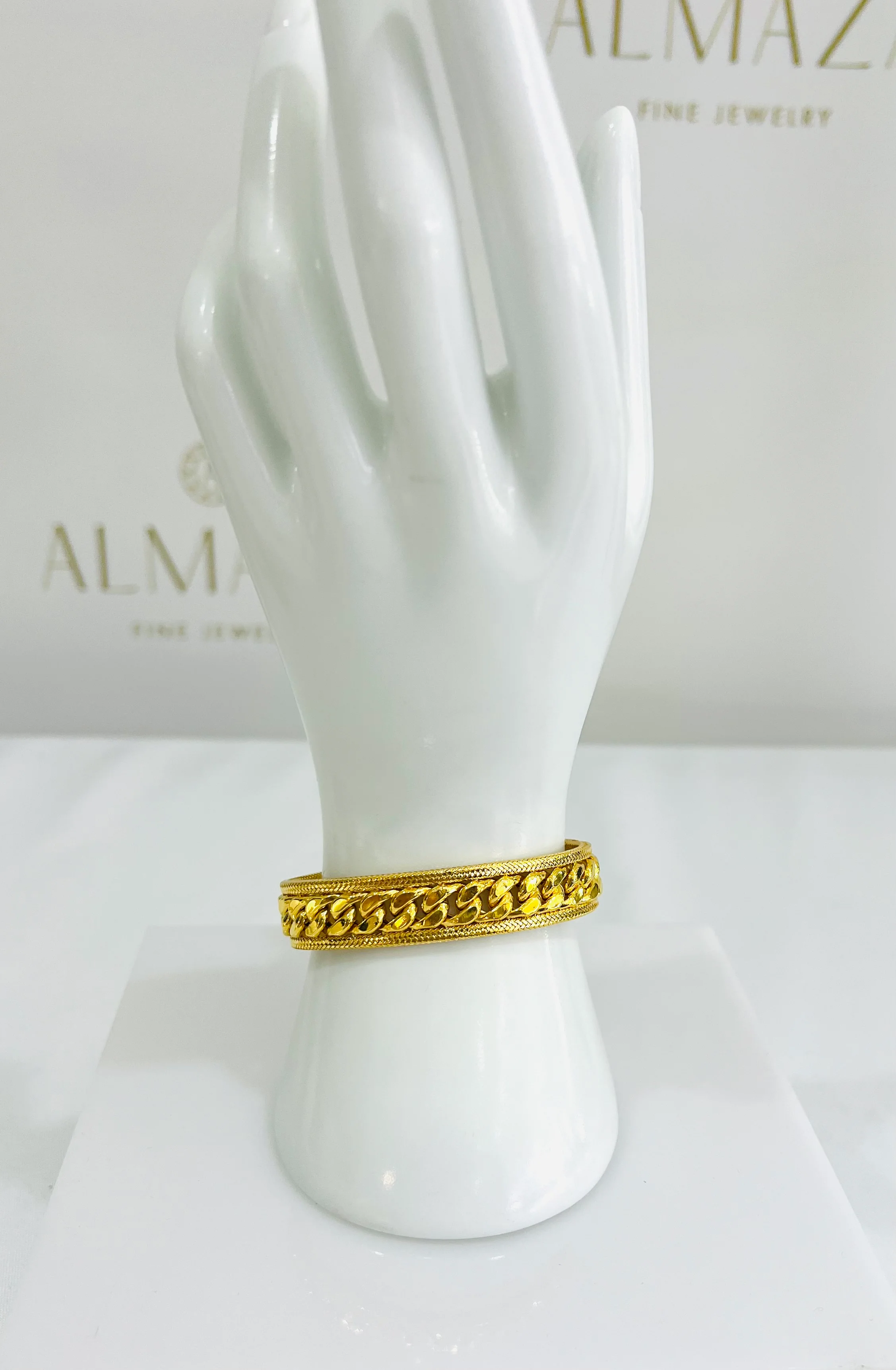 21K Gold Himo Cuban Link Cuff Bracelet - Image 3