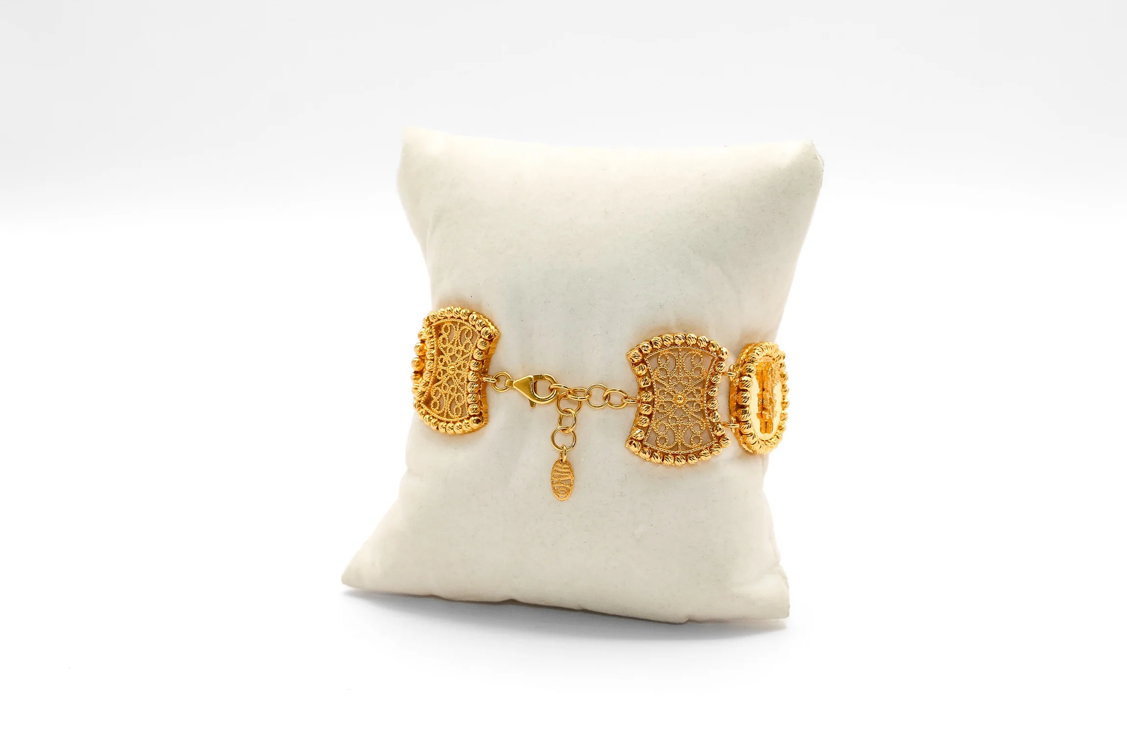 21K Gold Himo Rose Bracelet - Image 3
