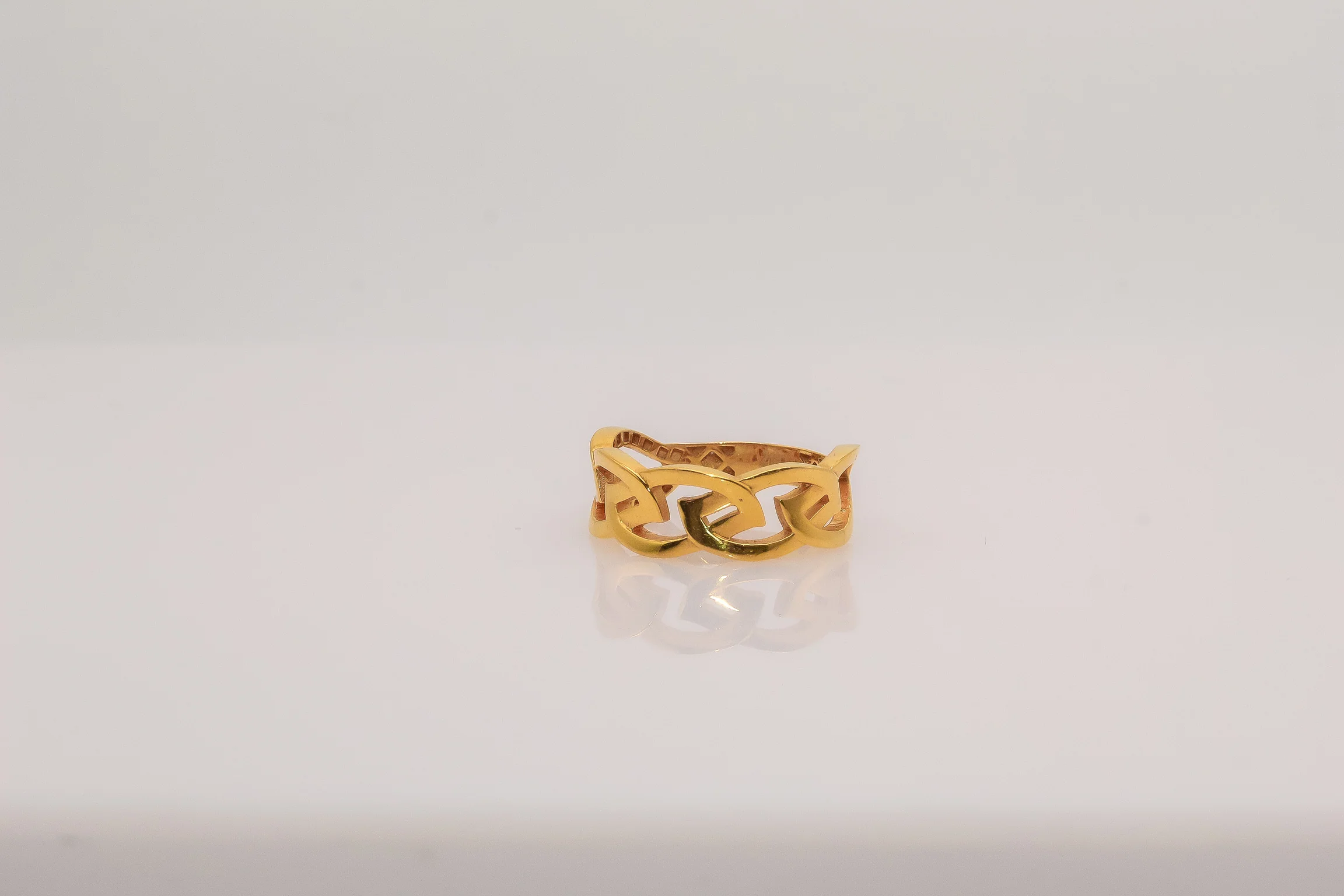 21K Gold Link Ring - Image 2