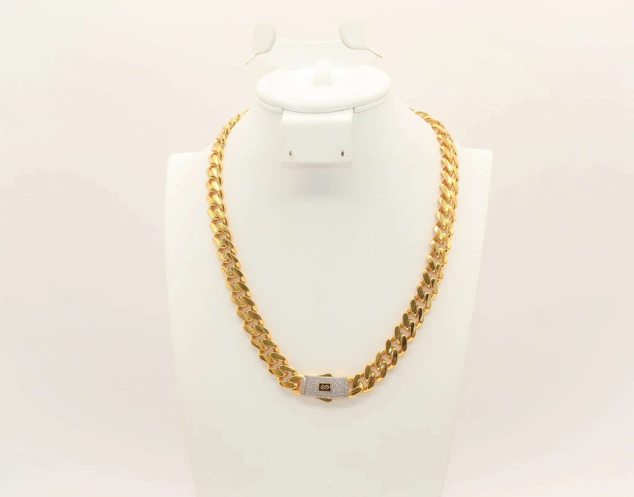 21K Gold Monaco Cuban Chain