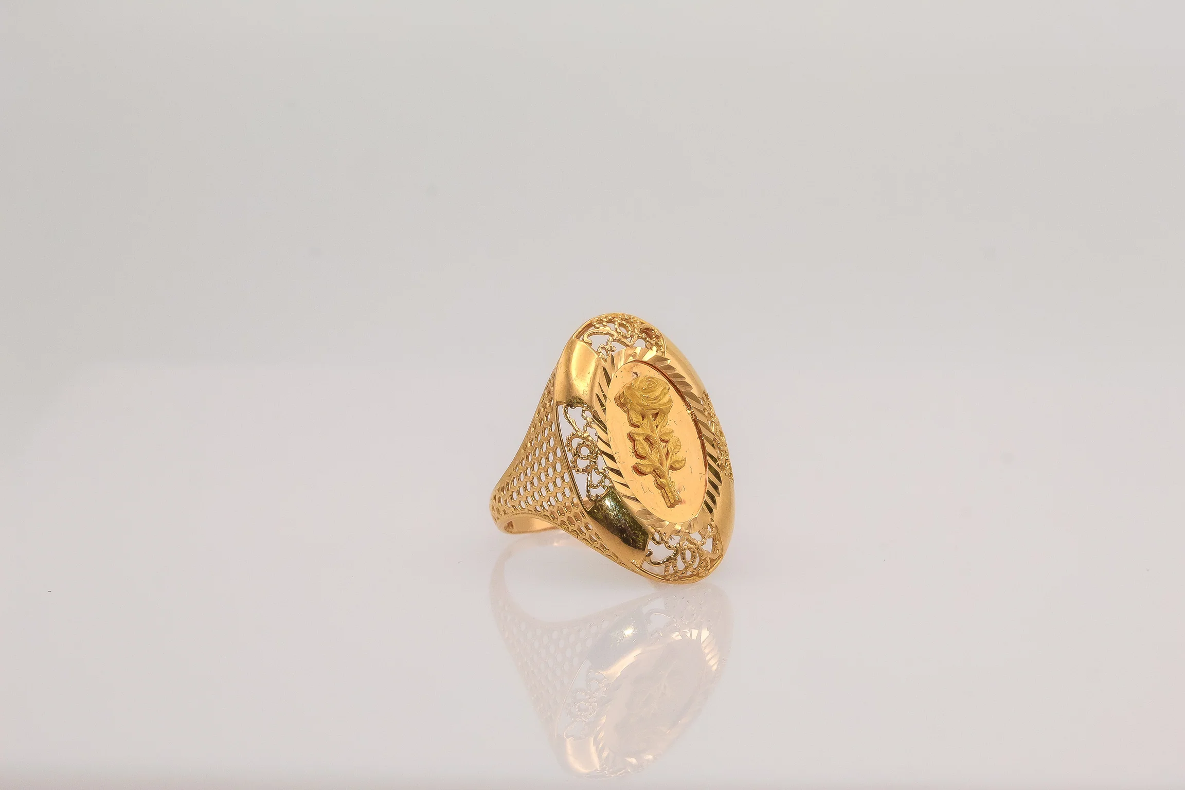 21K Gold Oval Ring