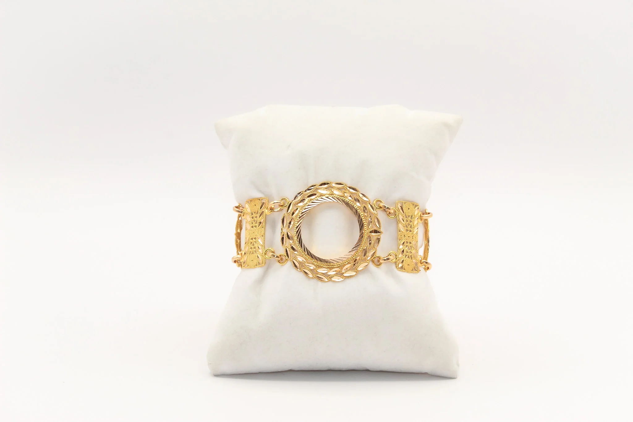 21K Gold Leaf Coin Bracelet - Image 2