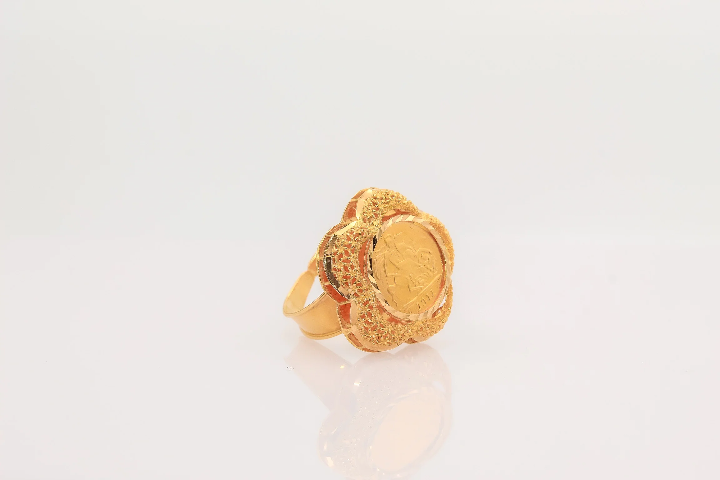 21K Gold Ring - Image 2