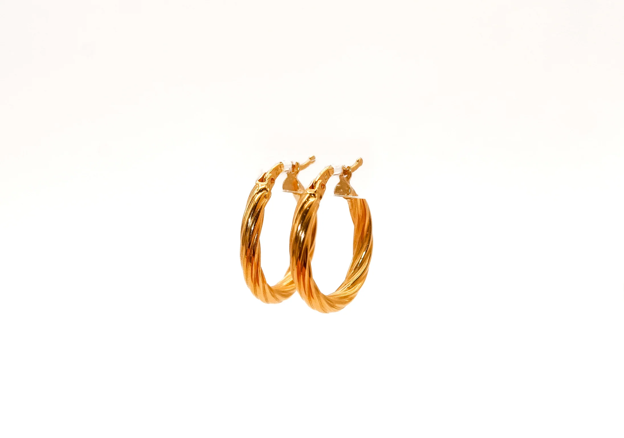 21K Gold Small Rope Hoop Earrings - Image 2