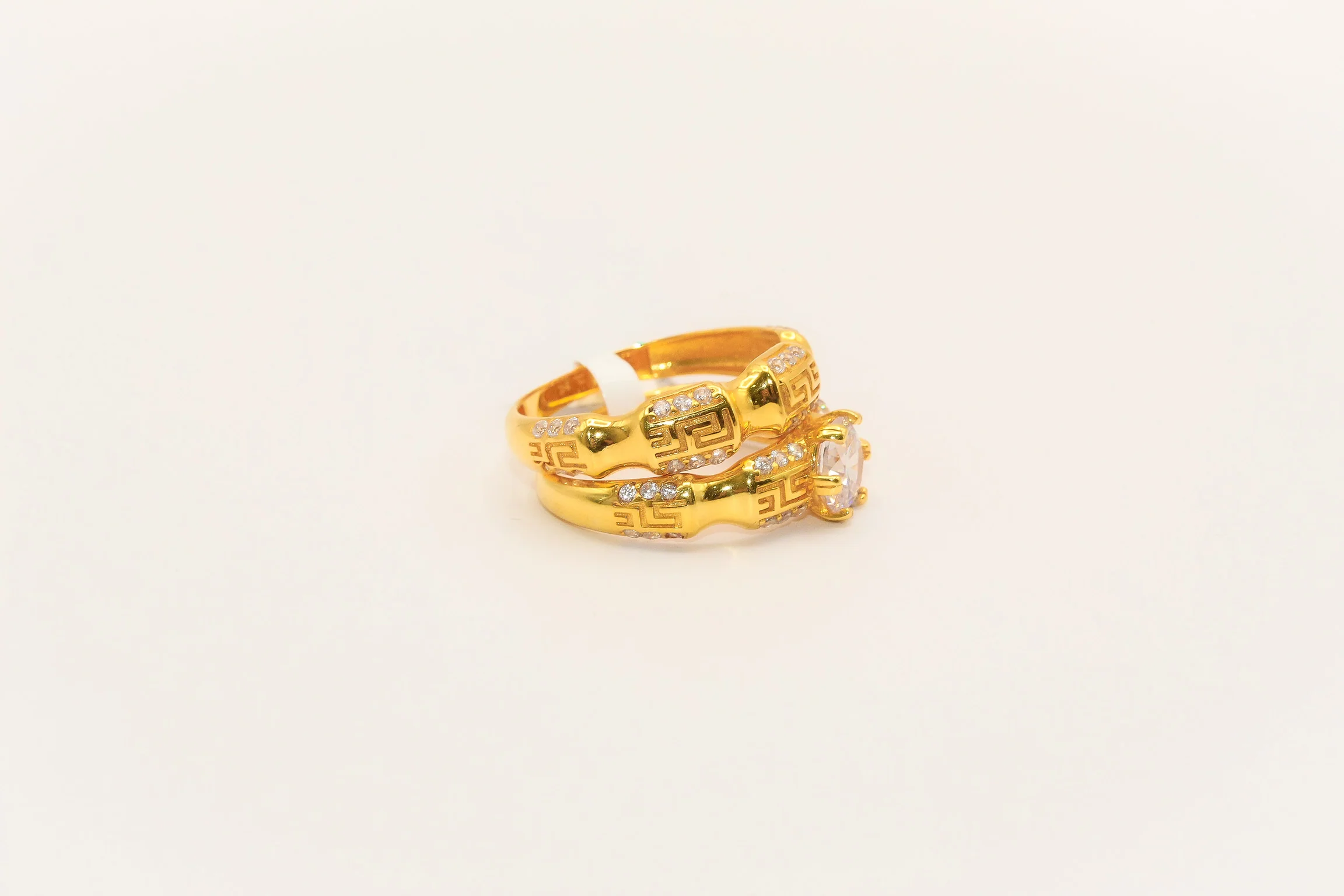 21K Gold Solitaire Wedding Ring Set - Image 2