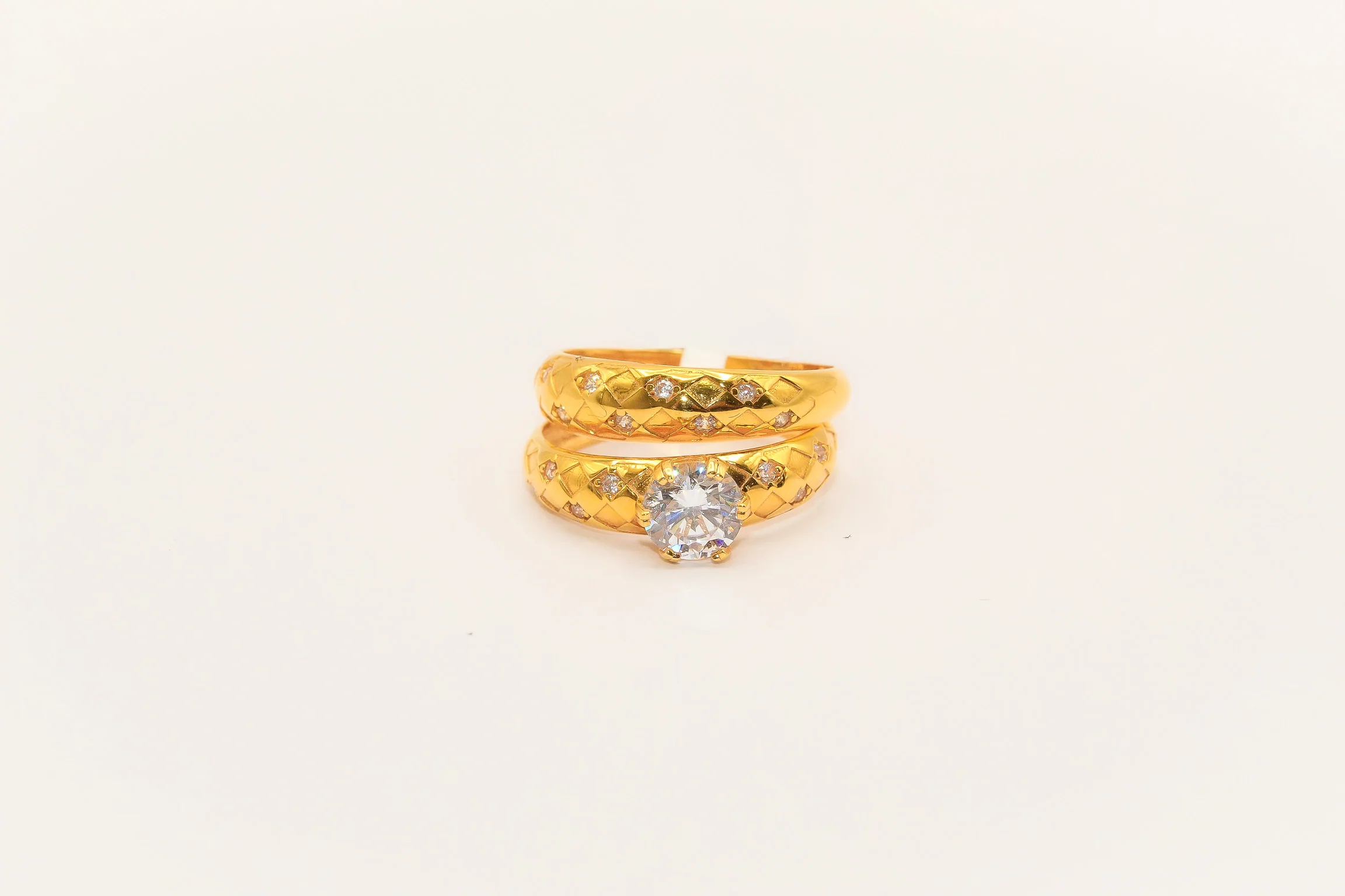 21K Gold Solitaire Wedding Ring Set