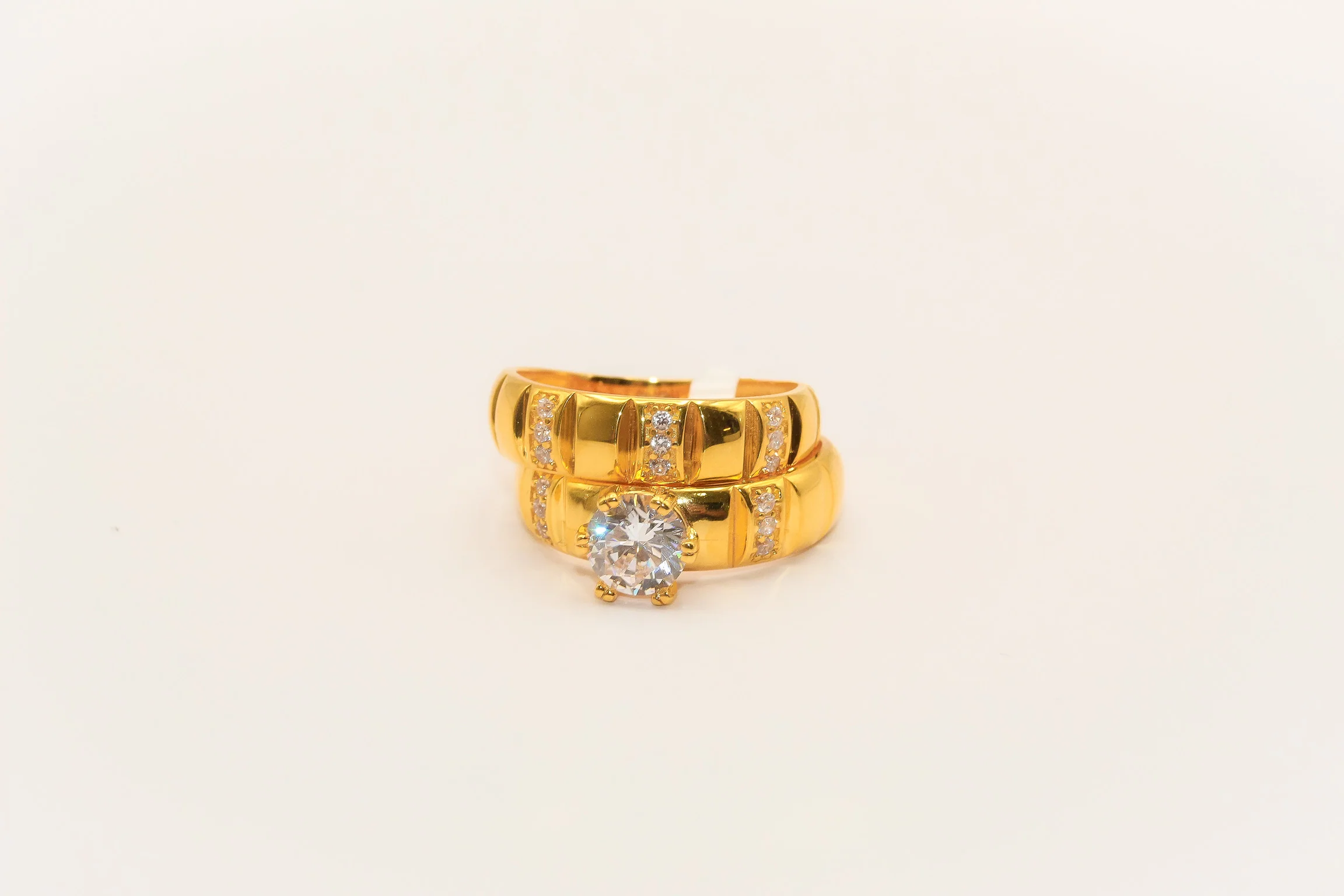 21K Gold Solitaire Wedding Ring Set