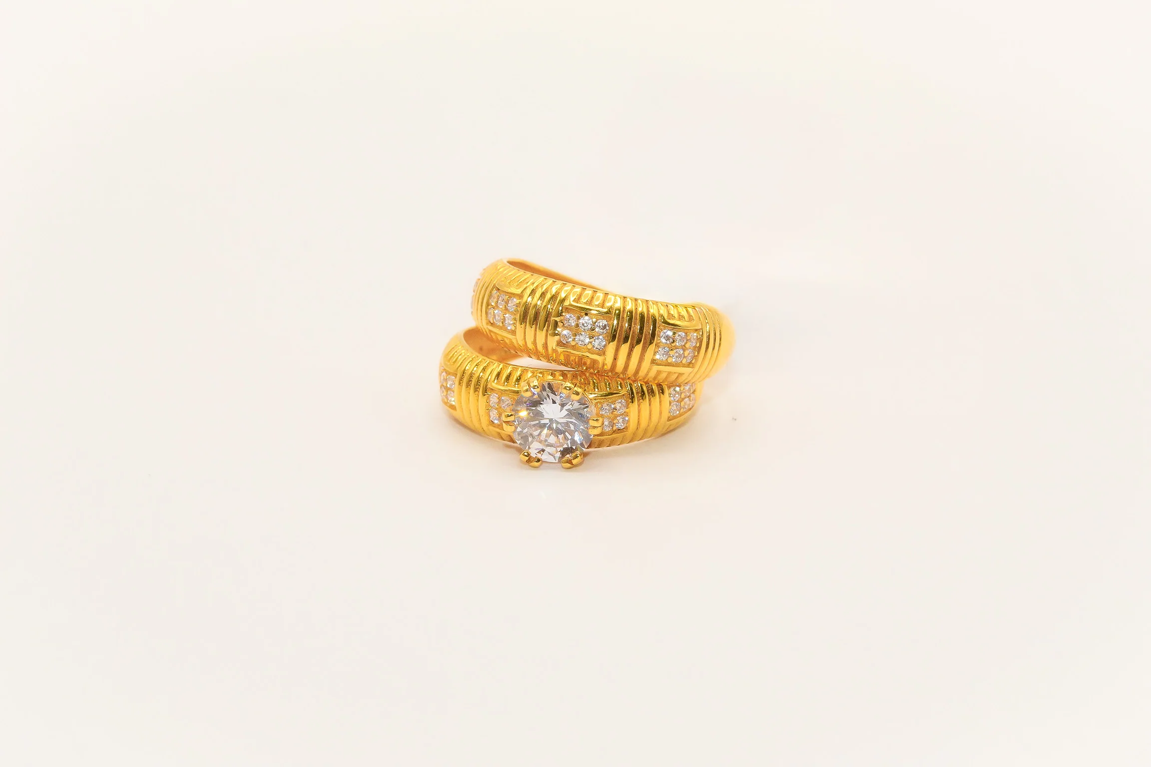 21K Gold Solitaire Wedding Ring Set