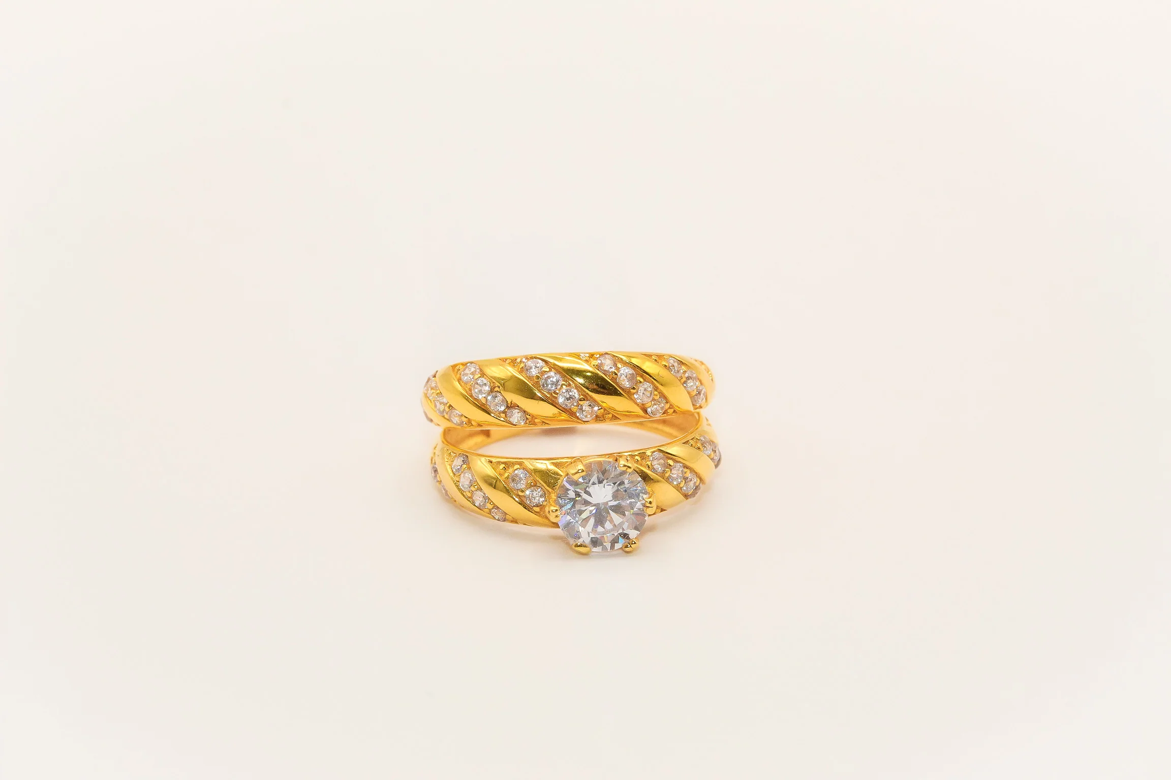 21K Gold Solitaire Wedding Ring Set