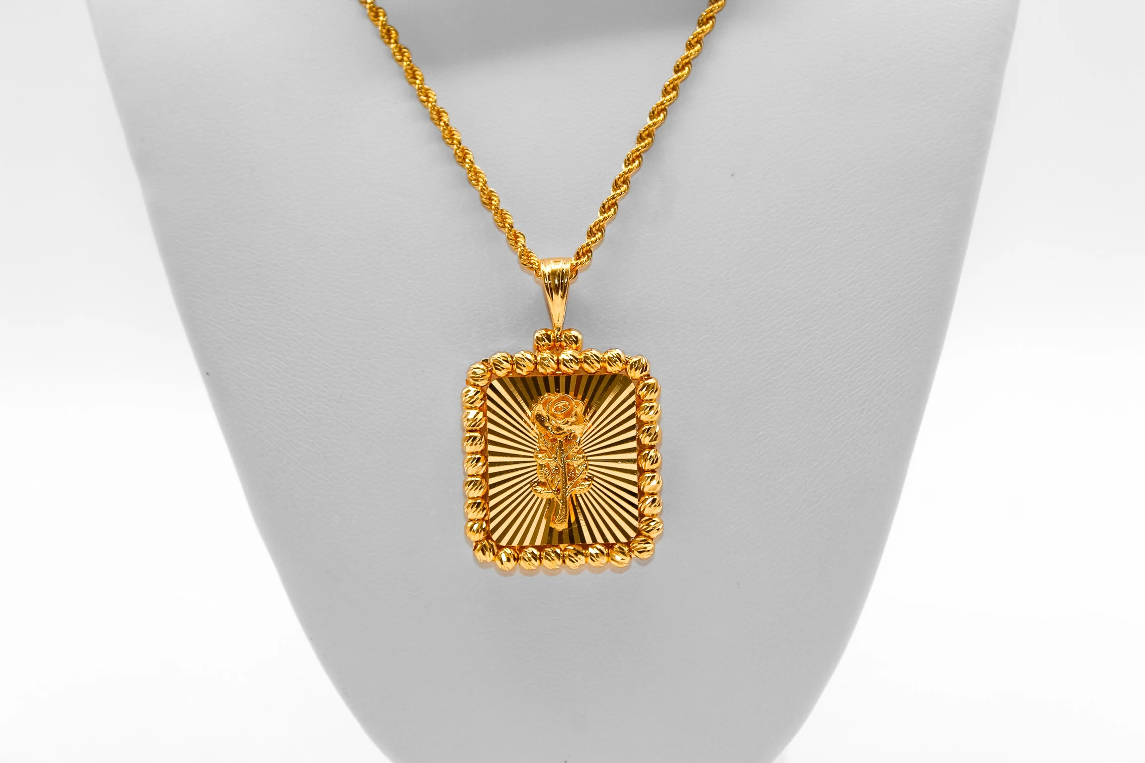 21K Gold Square Himo Pendant