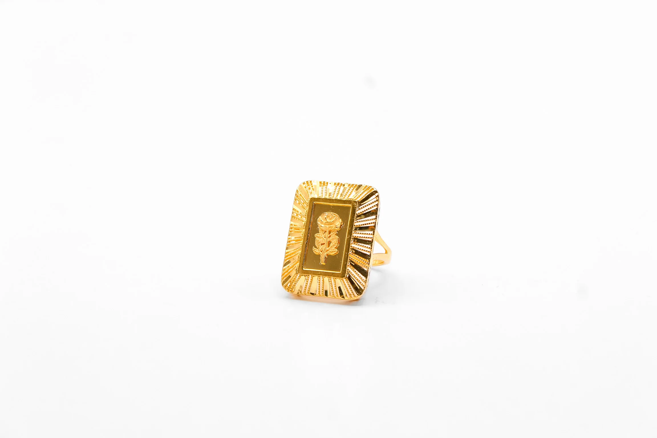 21K Gold Square Rose Ring