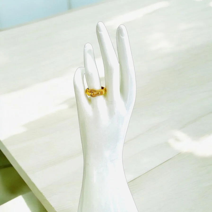 21K Gold Studded Buckle Ring
