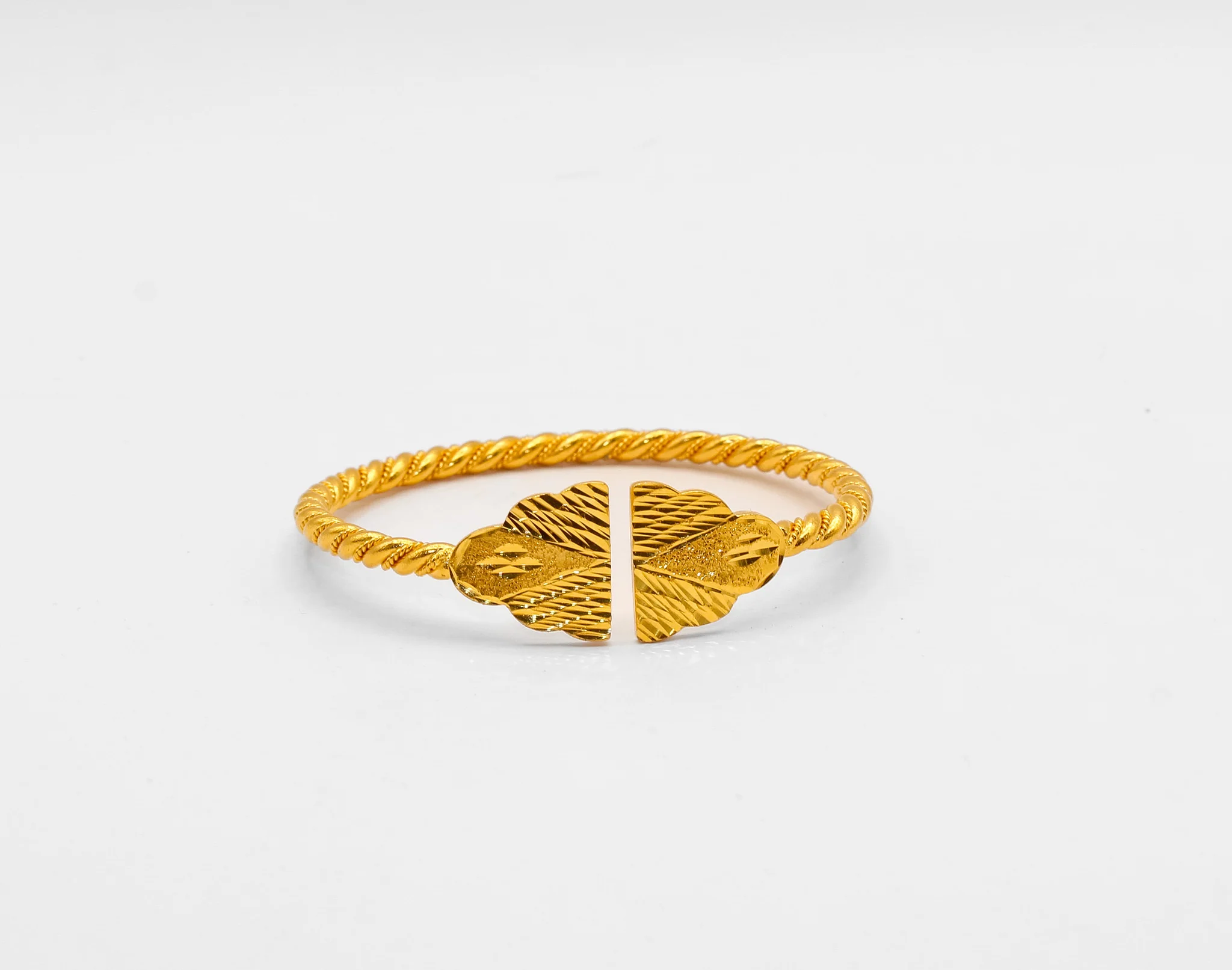 21K Gold Solid Twist Bangle