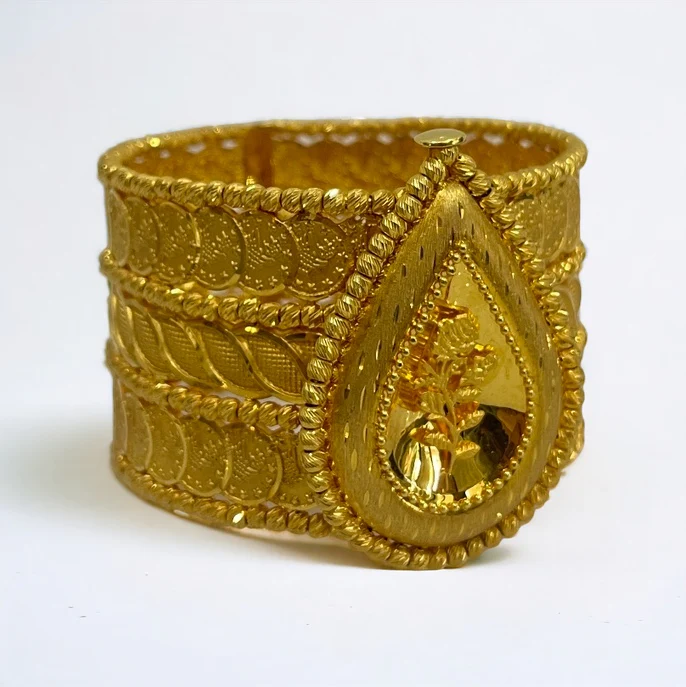 21K Gold Wide Bracelet