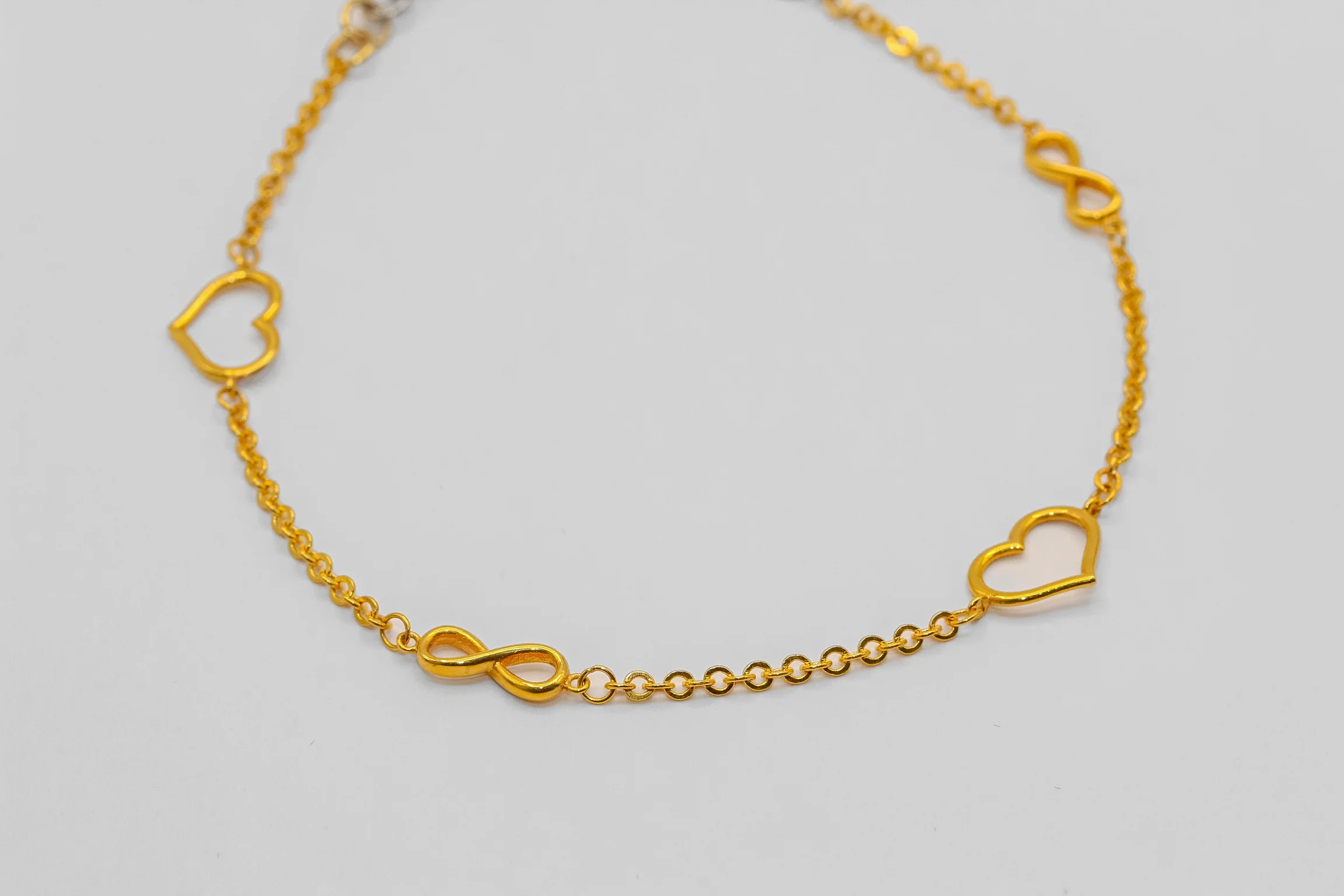 21K Gold Heart Infinity Bracelet