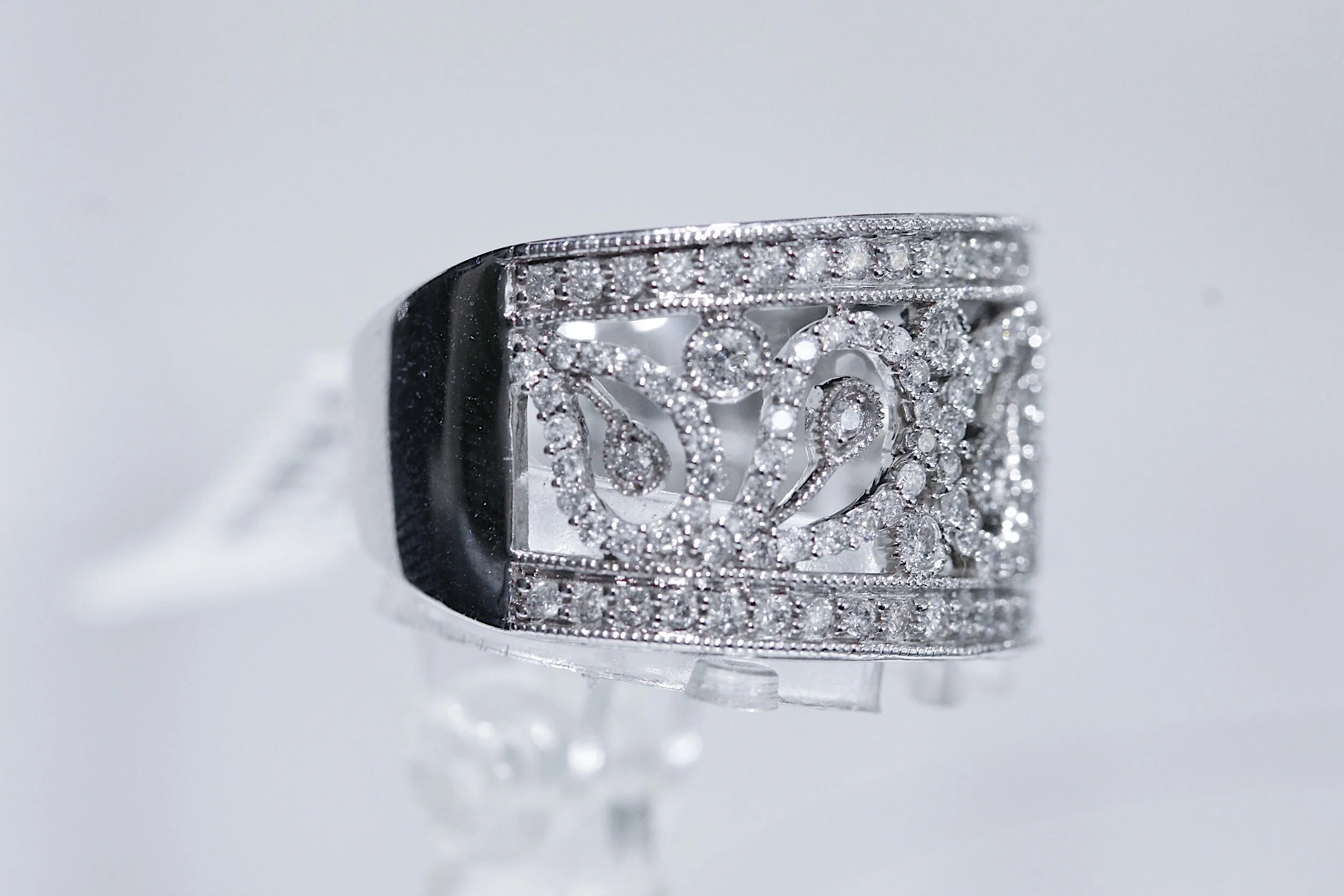 14K White Gold .81 - Carat Diamond Ring - Image 2